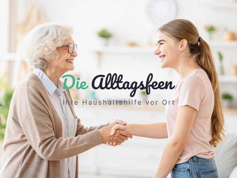 Eine Hand schüttelt eine andere vor dem Logo von Die Alltagsfeen.